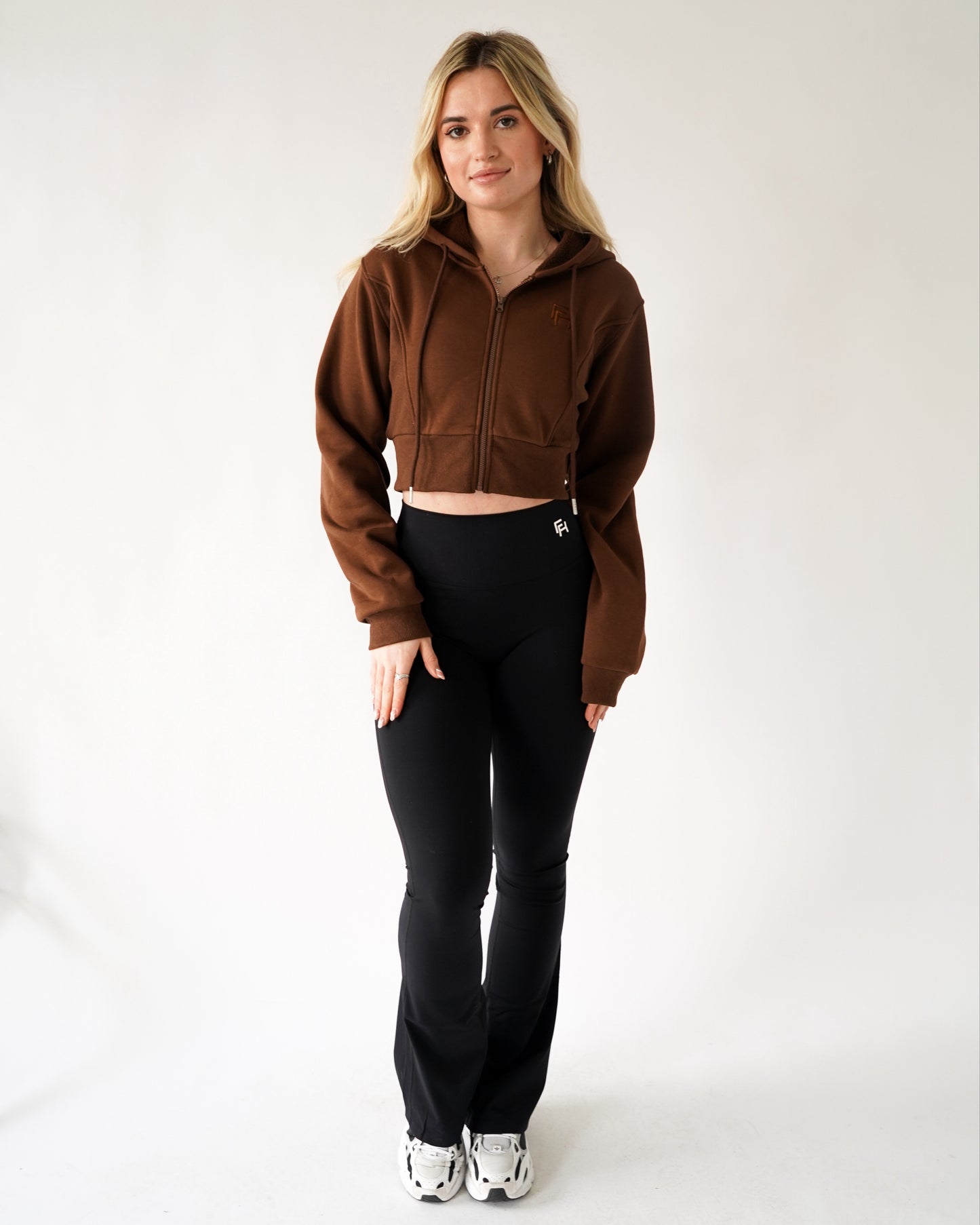 LOUNGE CROPPED ZIP-UP HOODIE - Brownie