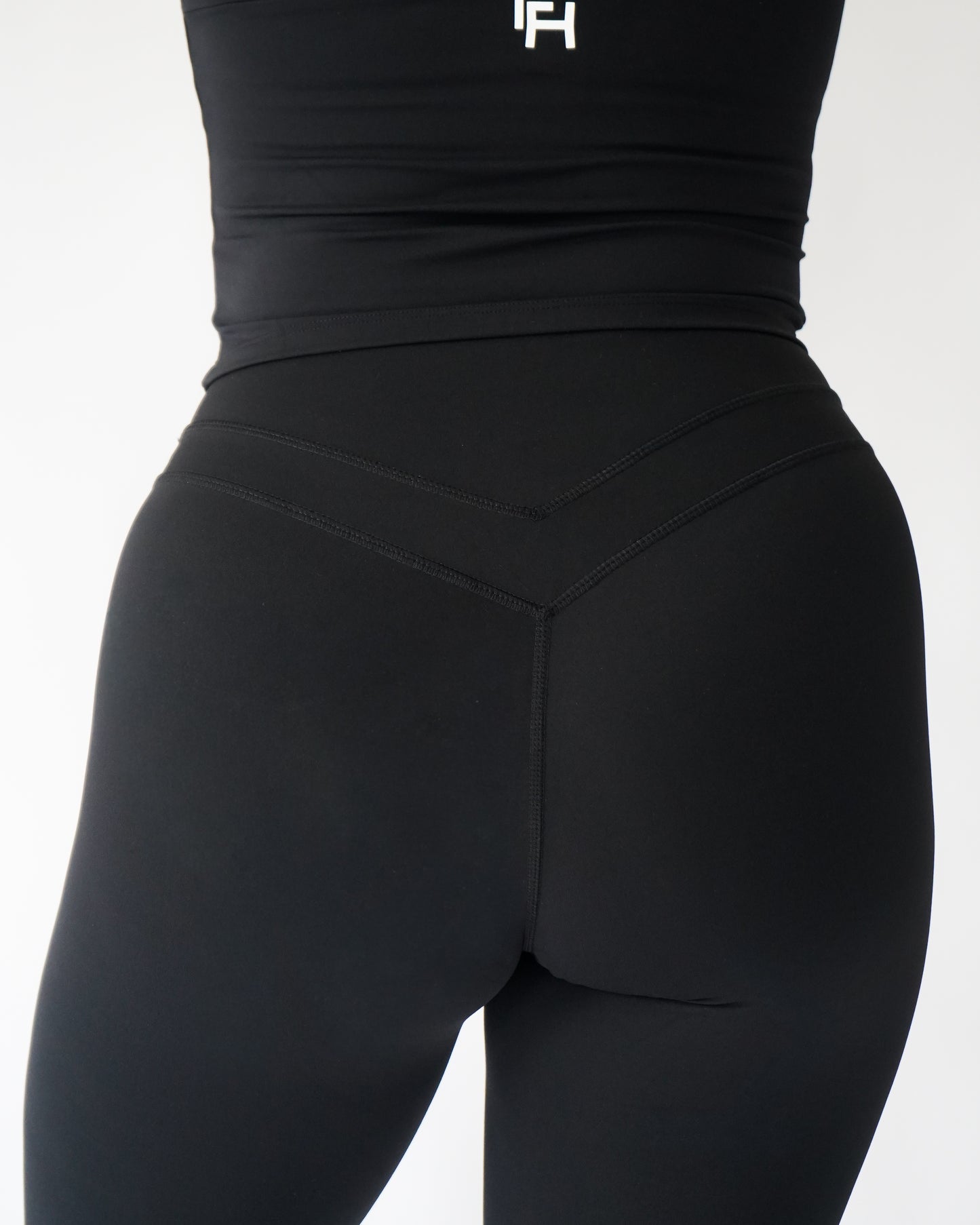 Effortless High-Rise Leggings 26" - Black