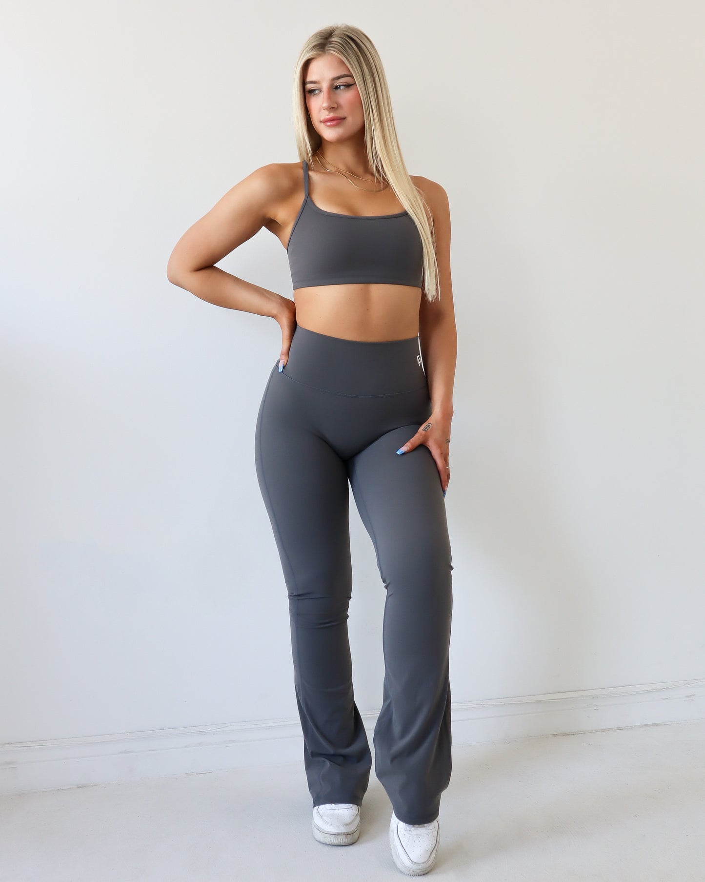 CORE SPORTS BRA - Stone