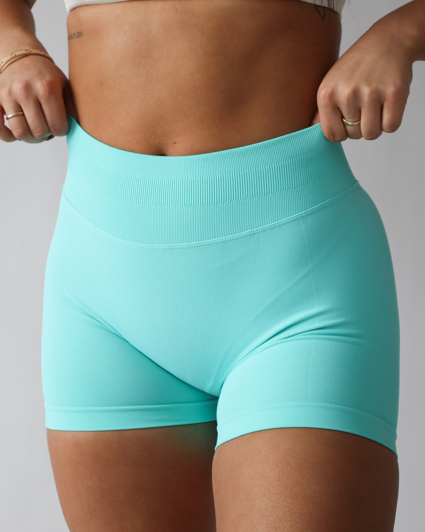 Ascend Shorts 4.5" - Turquoise