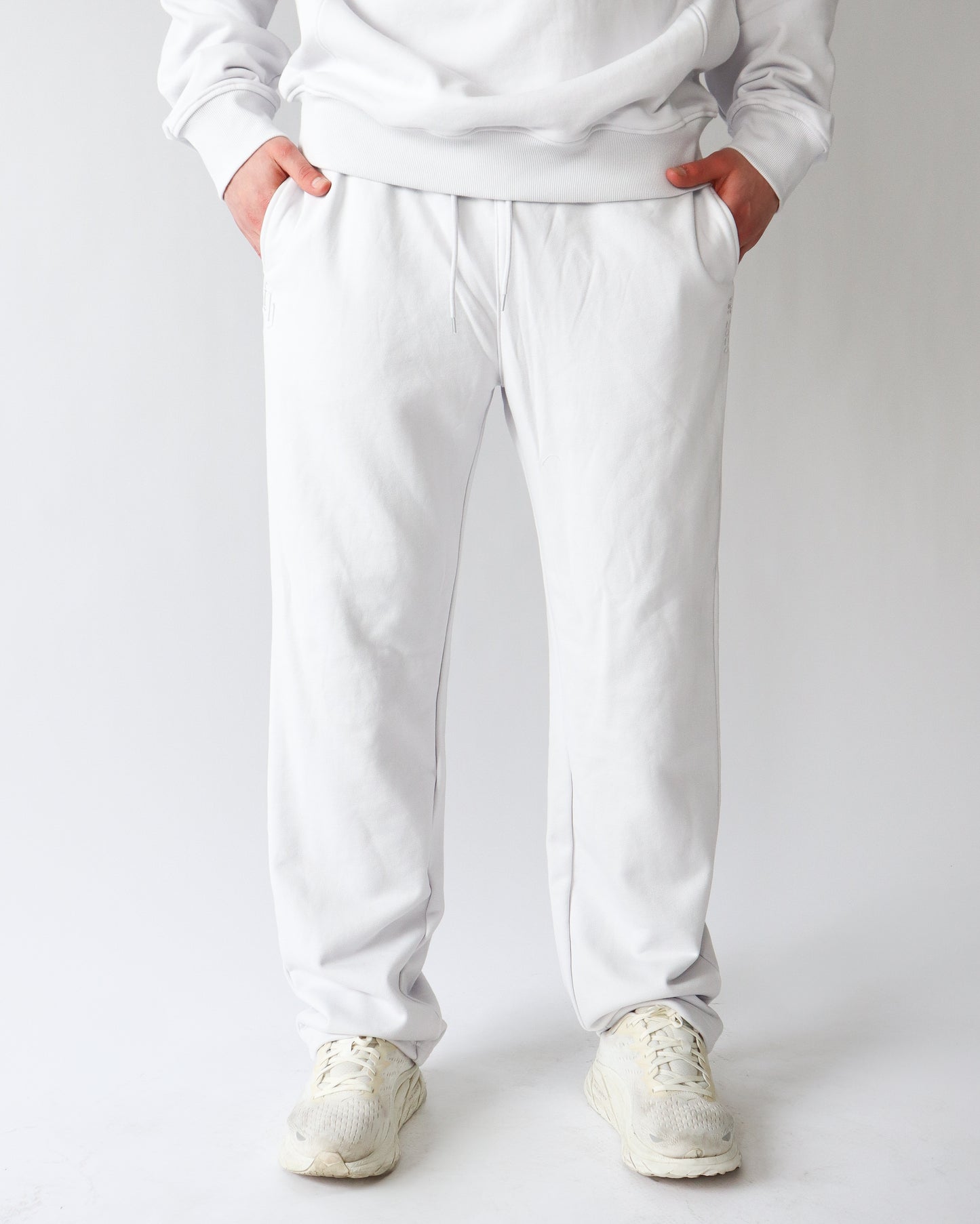 Essential Straight Leg Sweatpants - Gray