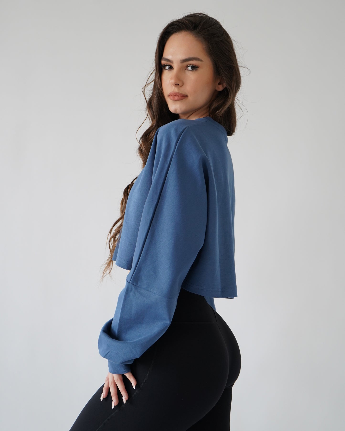 RELAXED CROP LONG SLEEVE - Denim