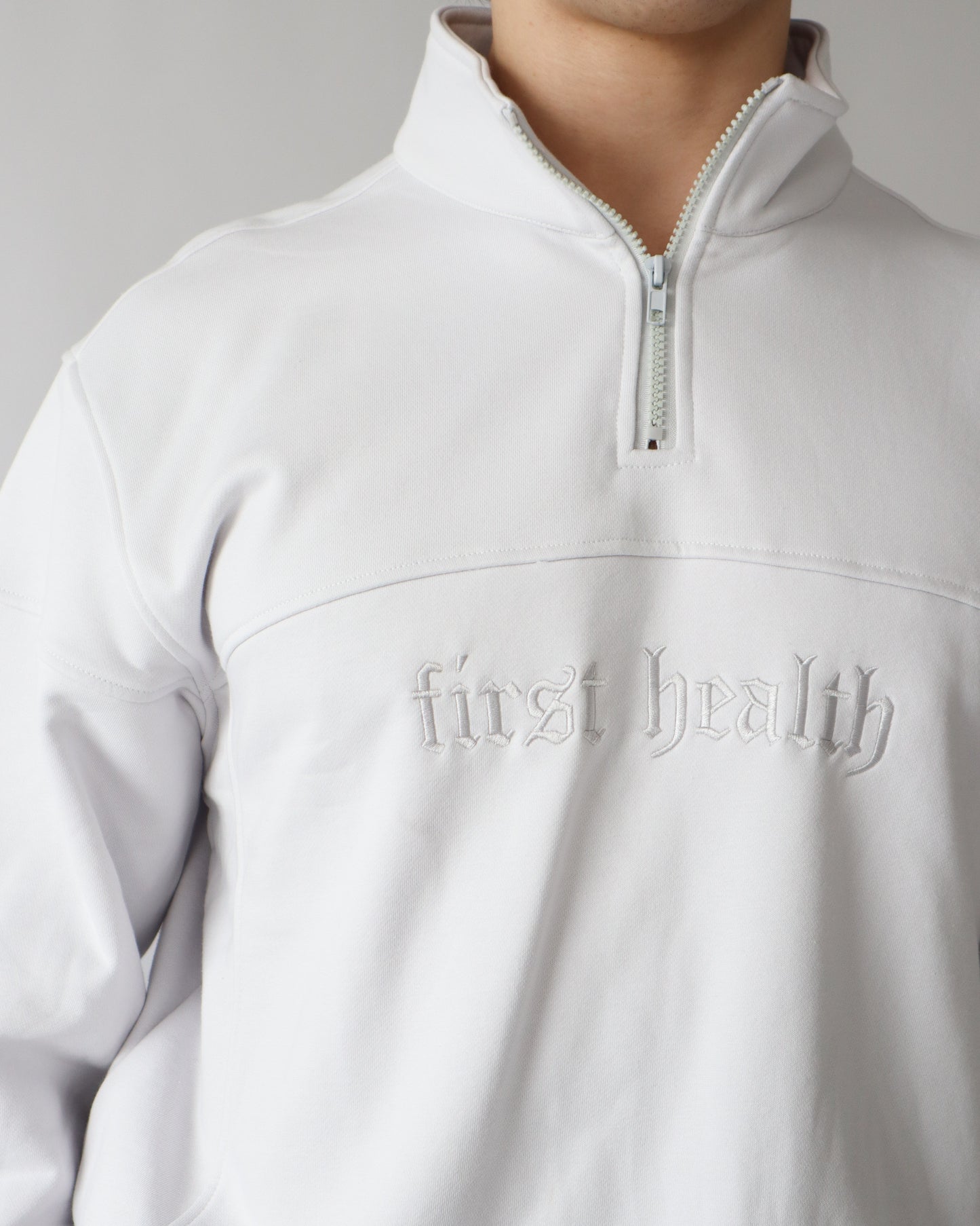 Essential Quarter Zip - Gray