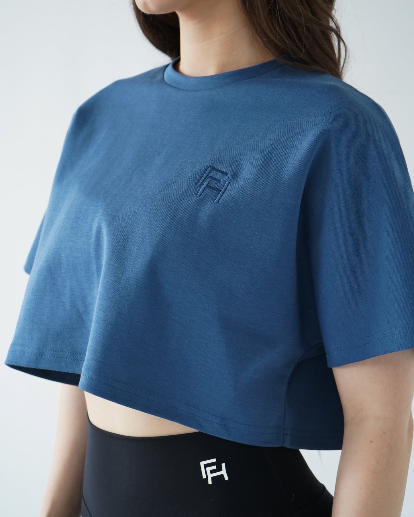 RELAXED CROP TEE- Denim