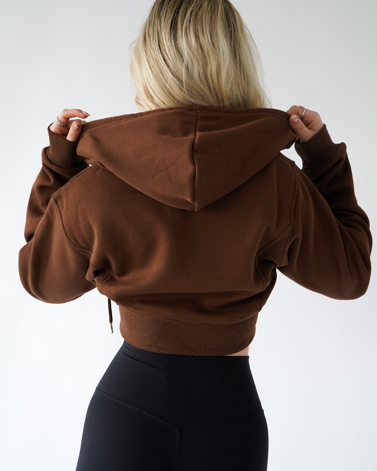 LOUNGE CROPPED ZIP-UP HOODIE - Brownie