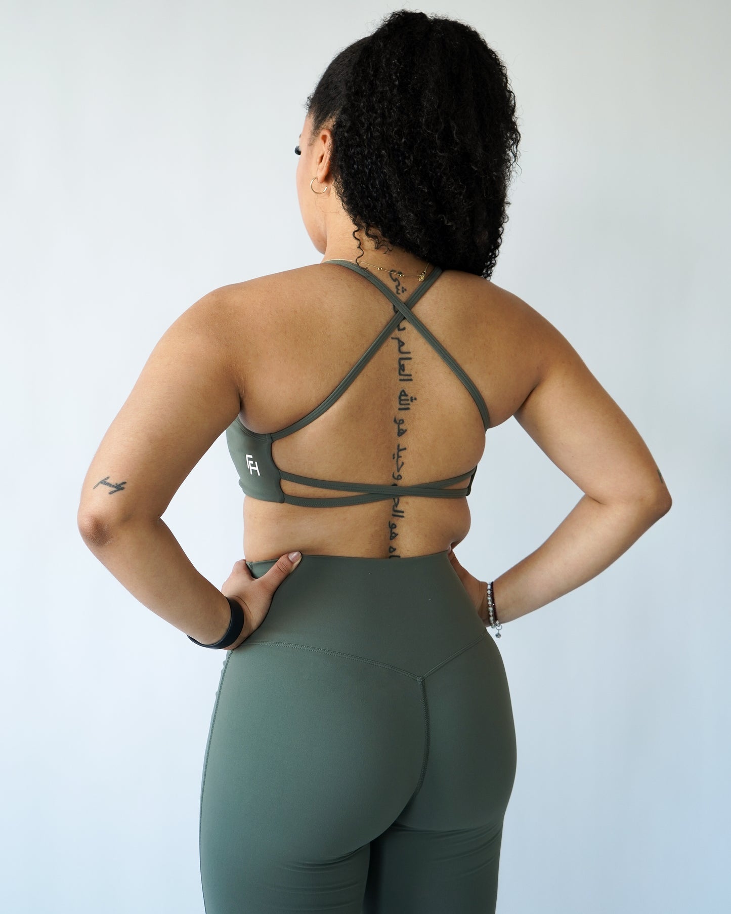 VITAL SPORTS BRA - Olive