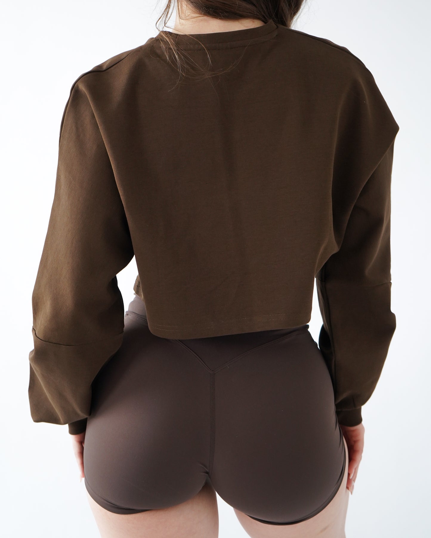 RELAXED CROP LONG SLEEVE - Espresso