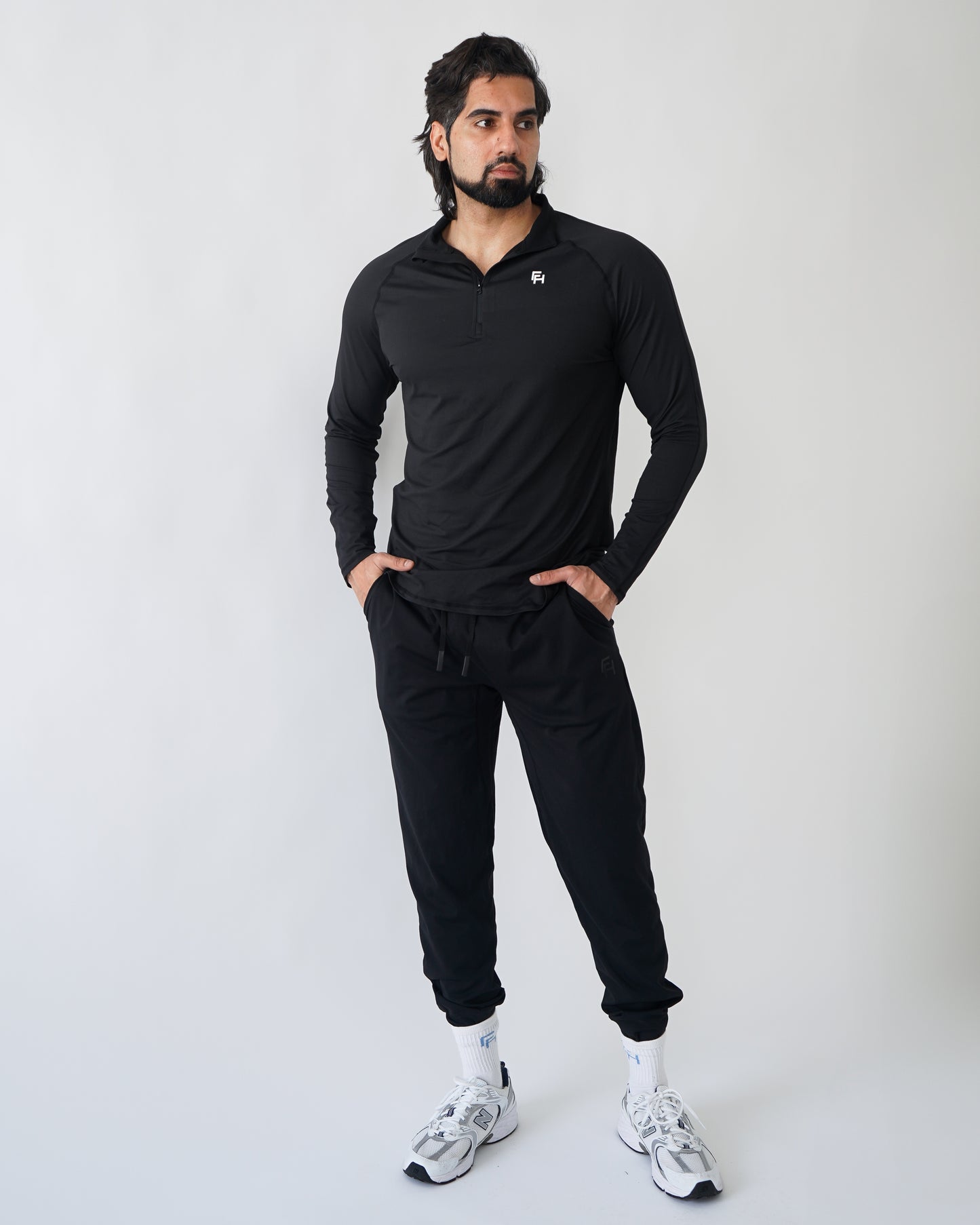 Onyx Quarter-Zip - Black