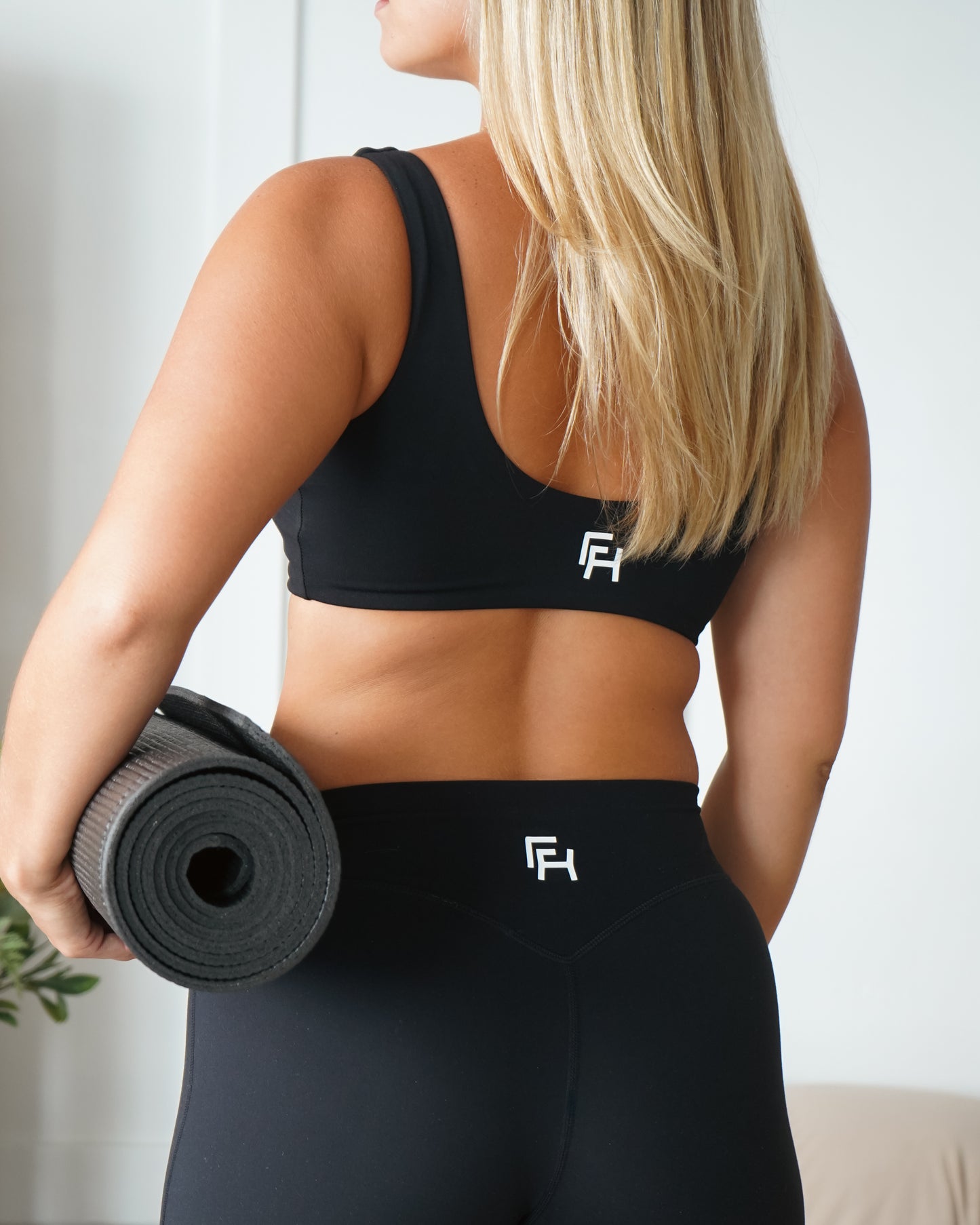 Hatha Sports Bra - Black