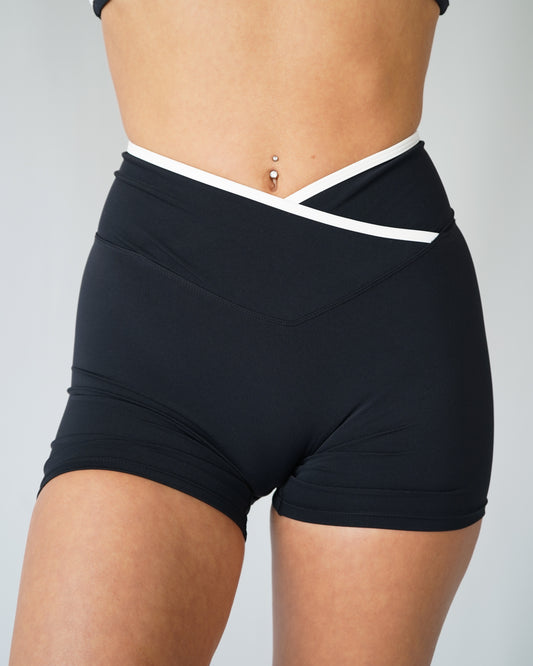 Contrast V-Waist Shorts 4" - Black
