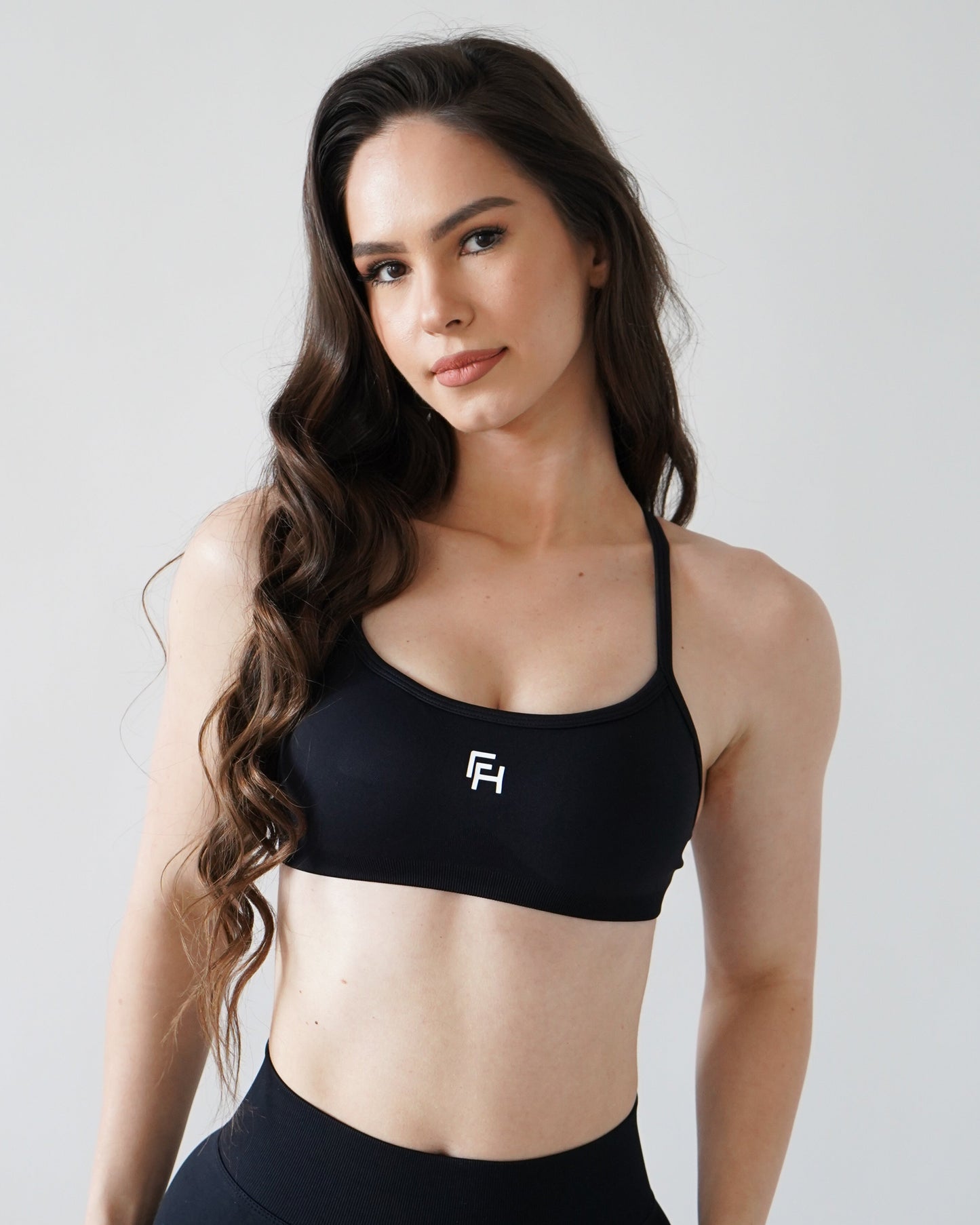 Enhance Contour Sports Bra — Black