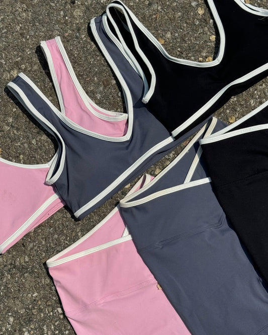 Contrast Closet - Giveaway Entry