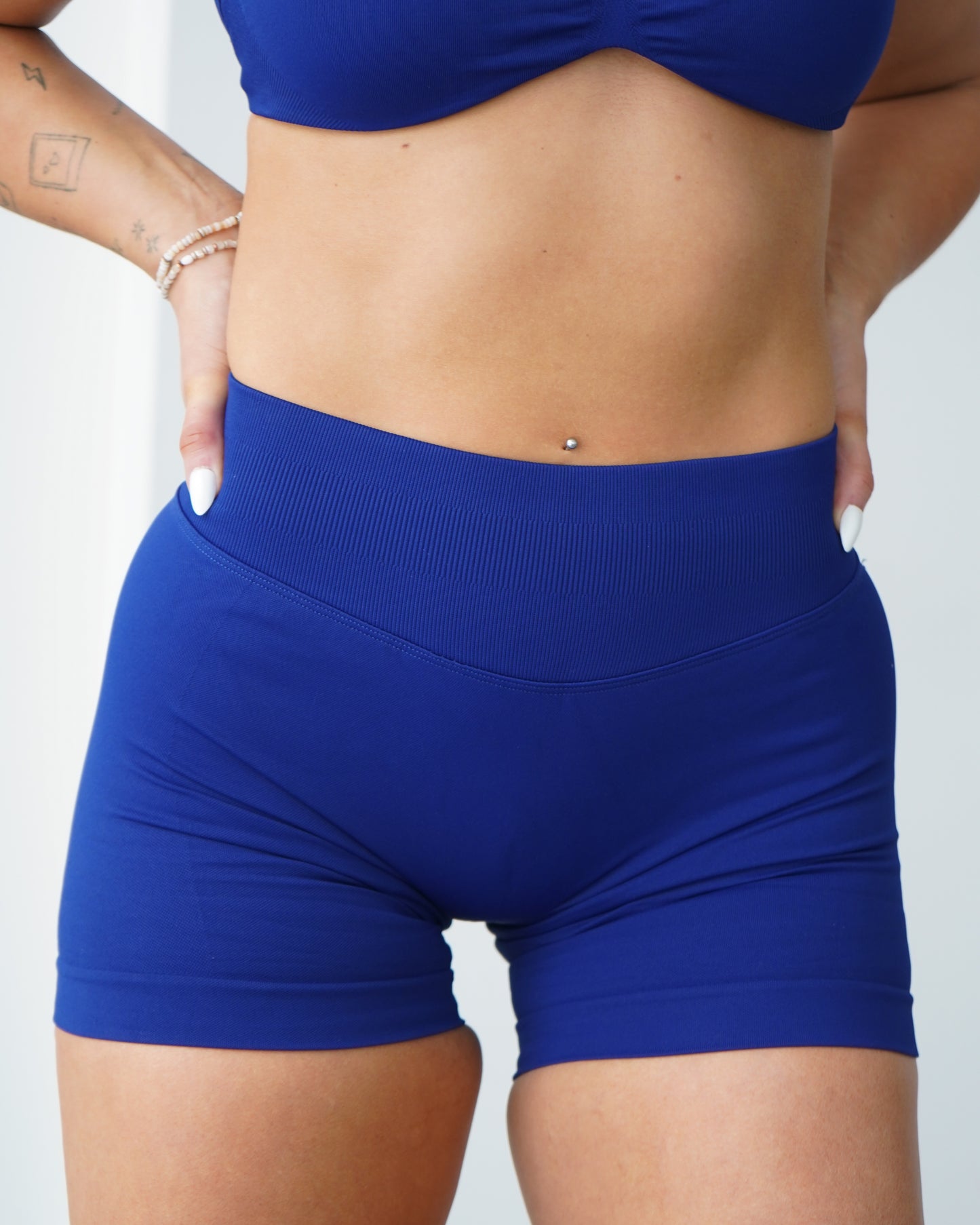 Ascend Shorts 4.5" - Neon Navy