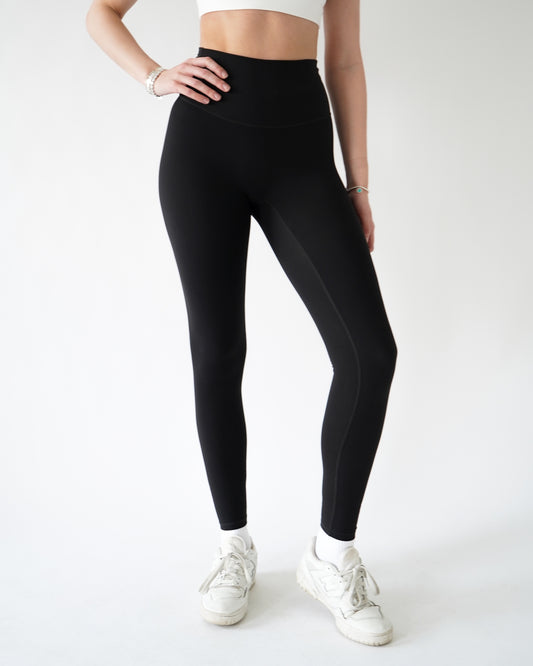 PERFORMANCE LEGGINGS 28’ - Black