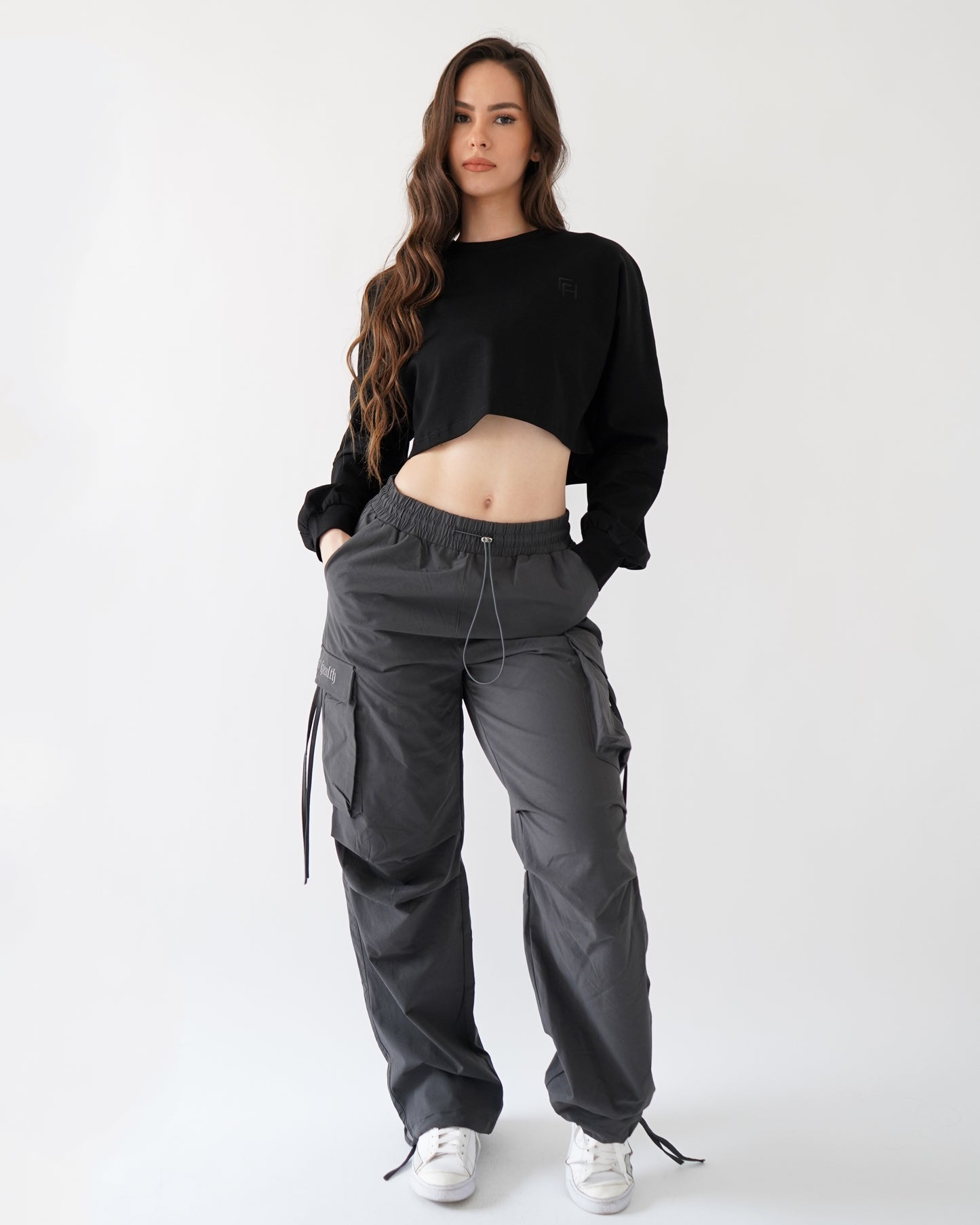 Relaxed Crop Long Sleeve - Black