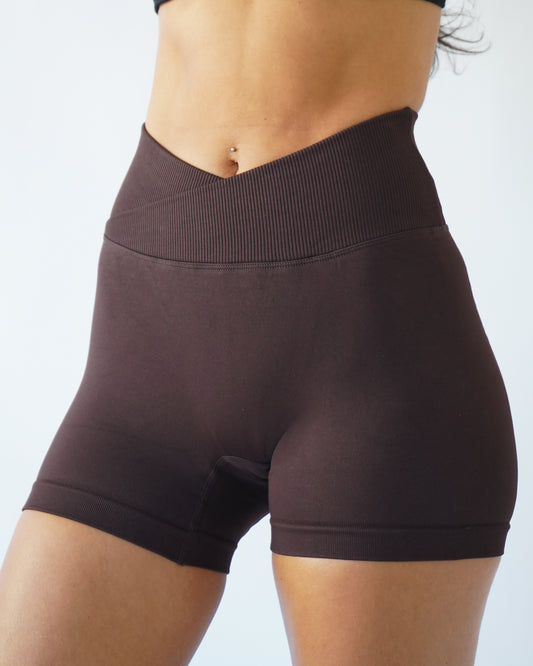 Enhance Contour V-Waist Shorts 4" - Wood