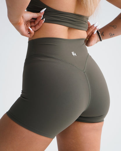 Hatha Shorts 3" - Pine