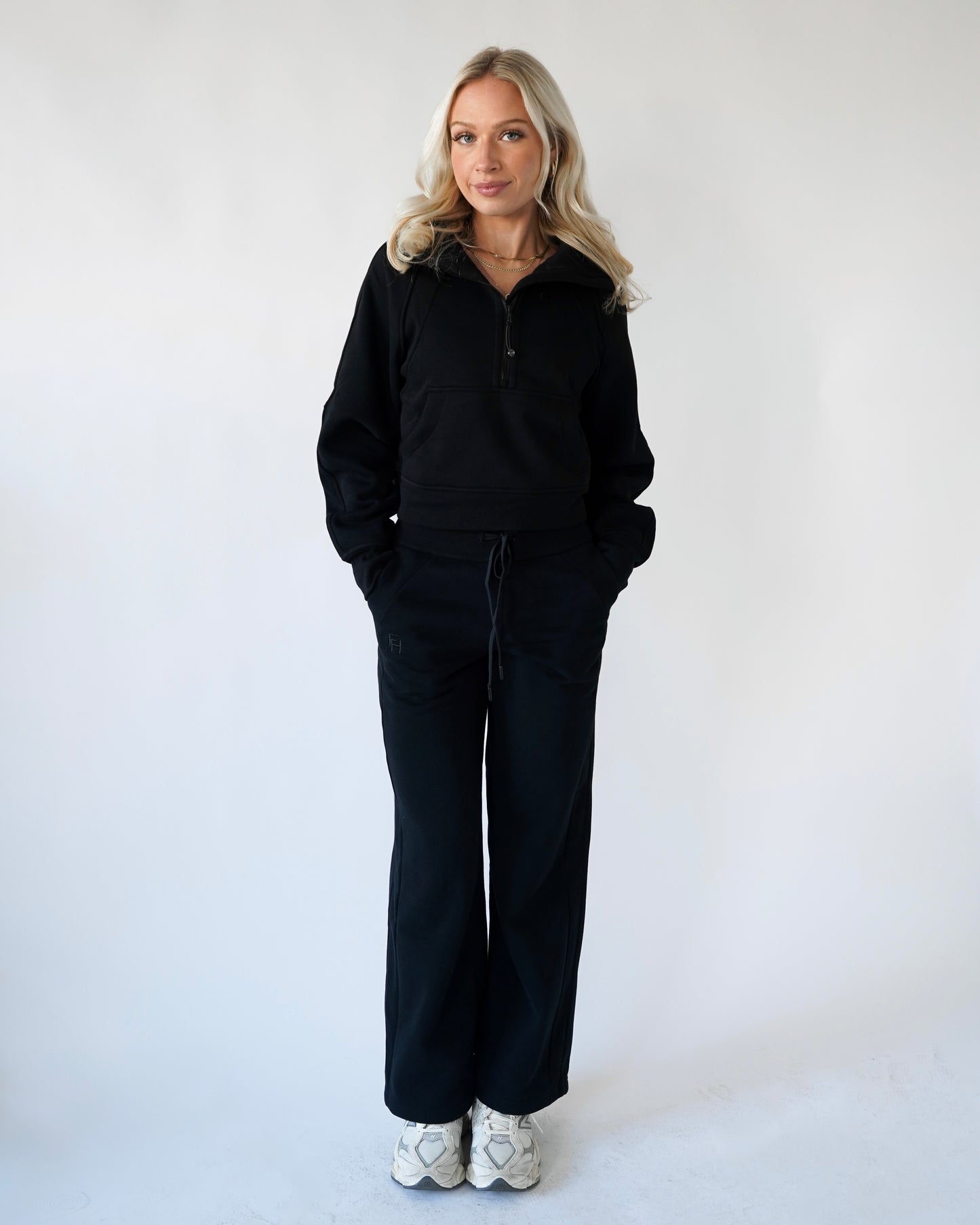 Lounge Half-Zip Sweatshirt - Black