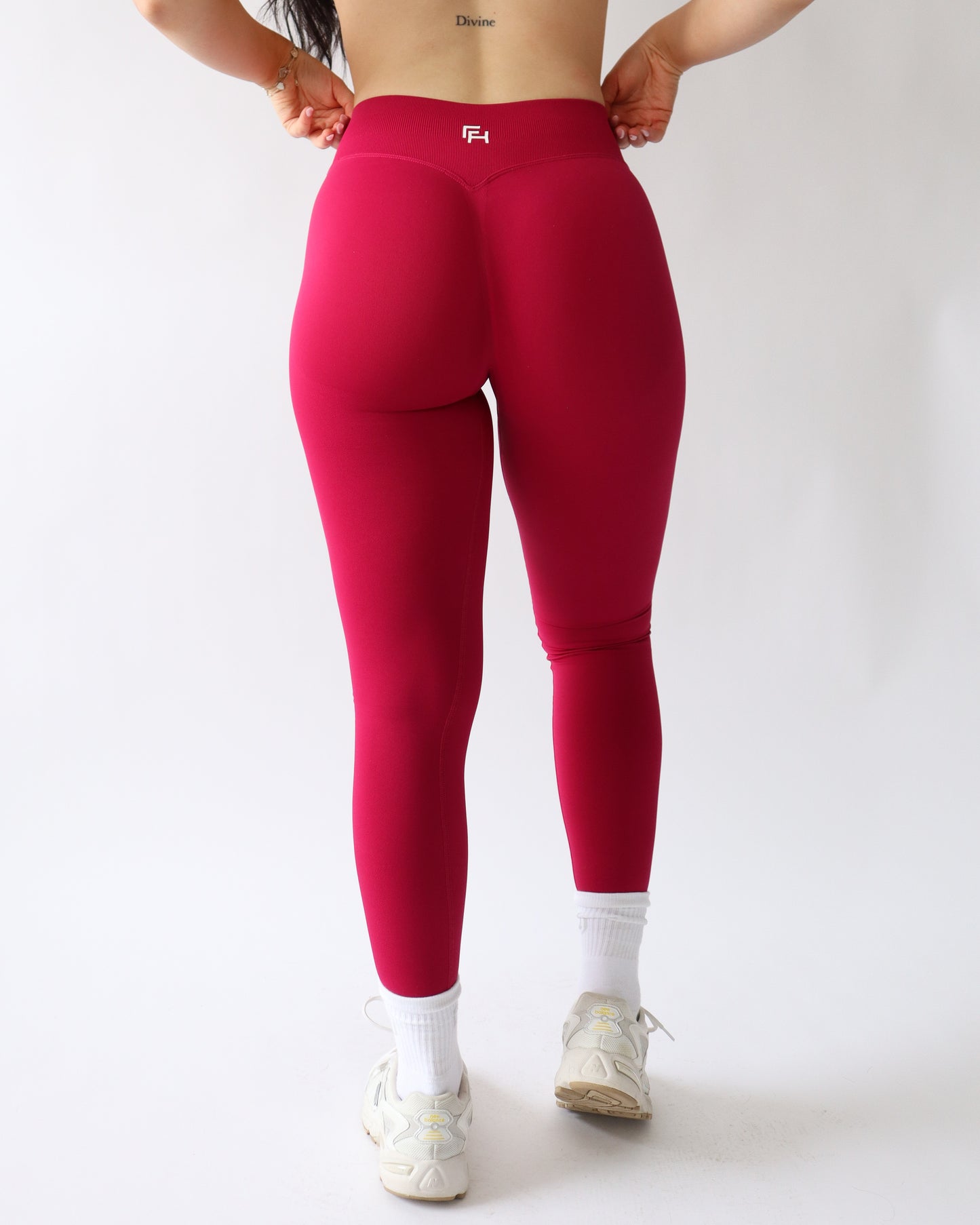 Ascend Leggings 27" - Pomegranate