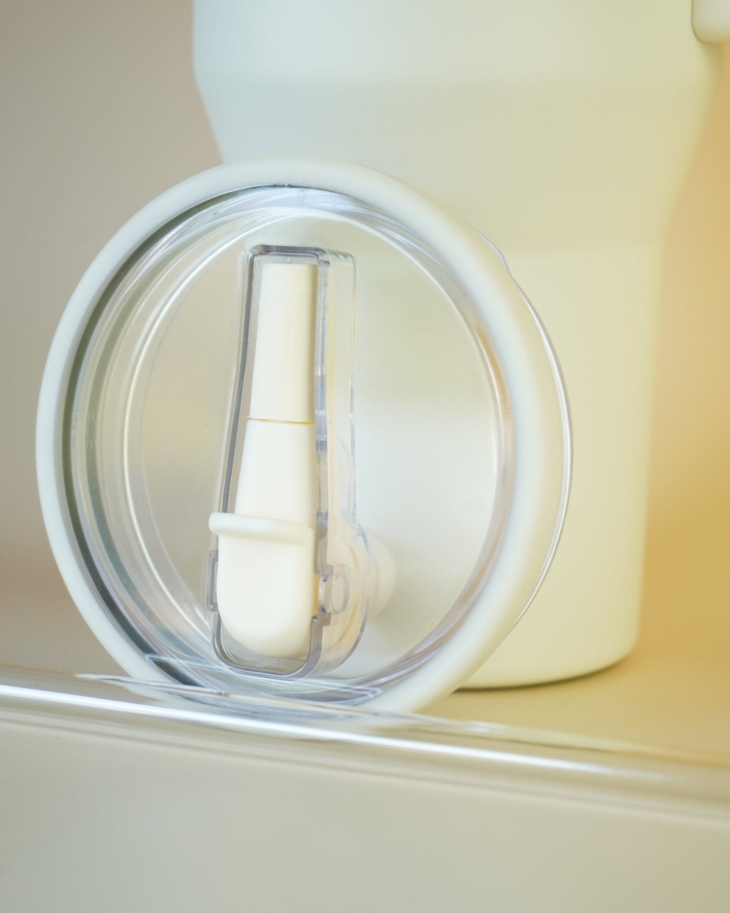 1L Tumbler Bottle - Cream