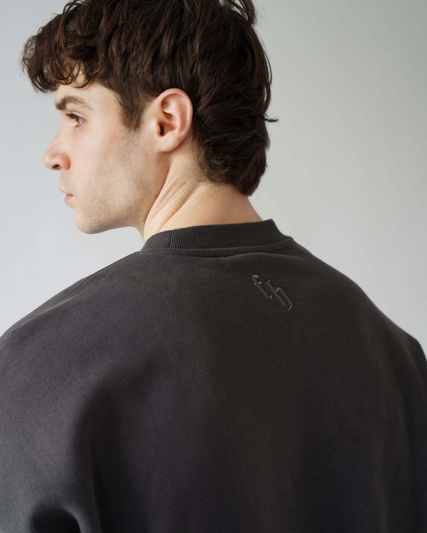 Legacy Crewneck - Graphite