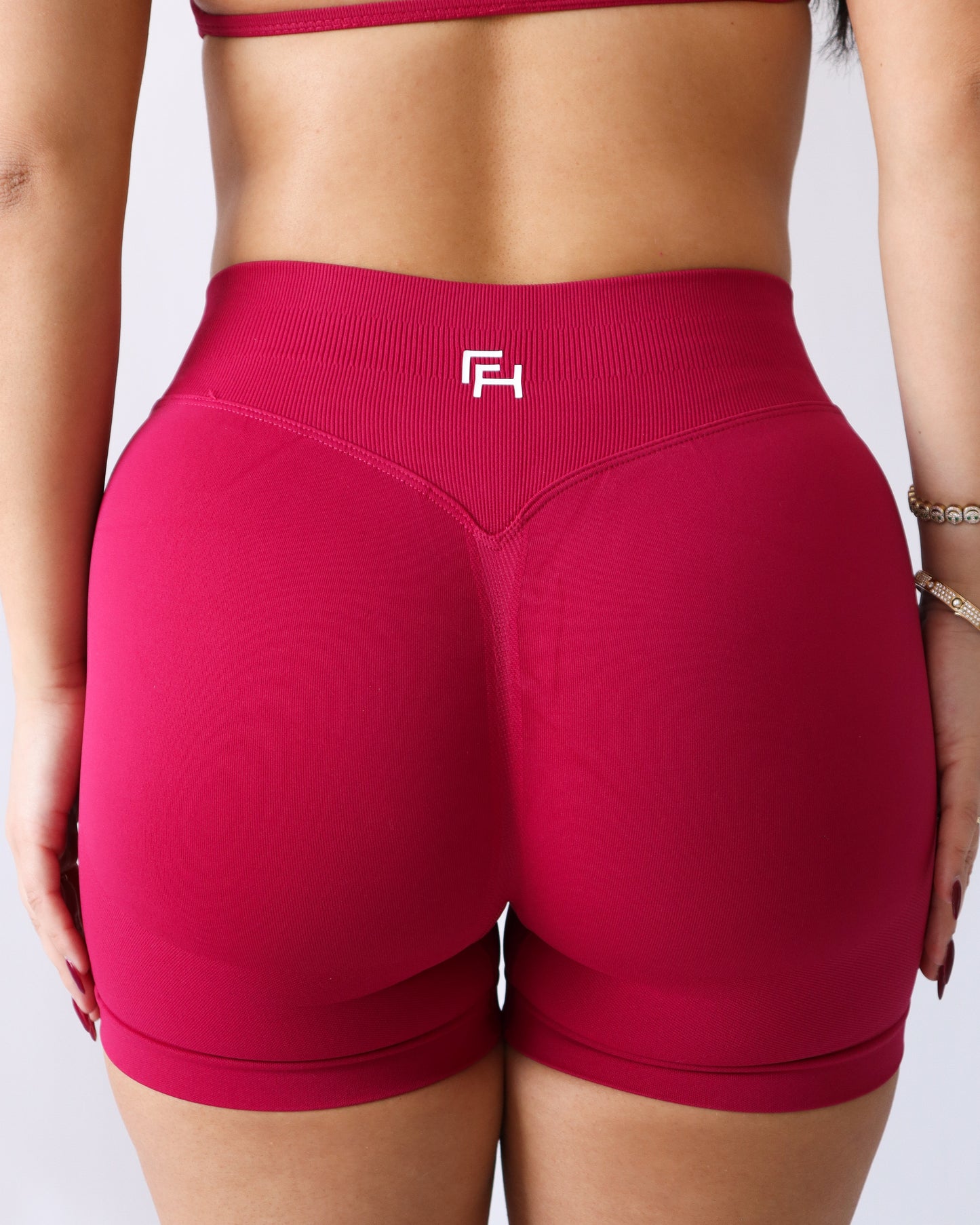 Ascend Shorts 4.5" - Pomegranate