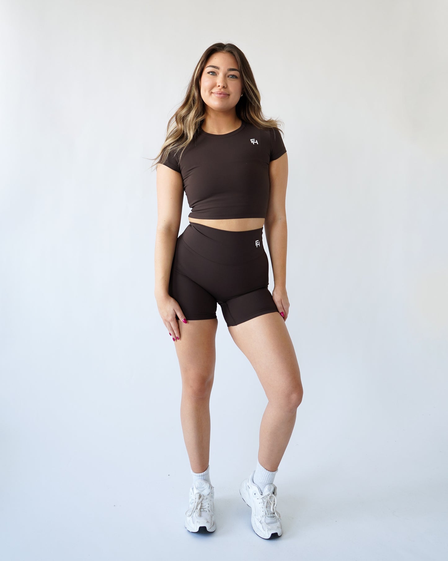 Onyx Cropped Tee - Teddy