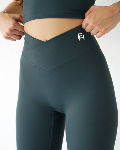 Impact V-Waist Leggings - Emerald