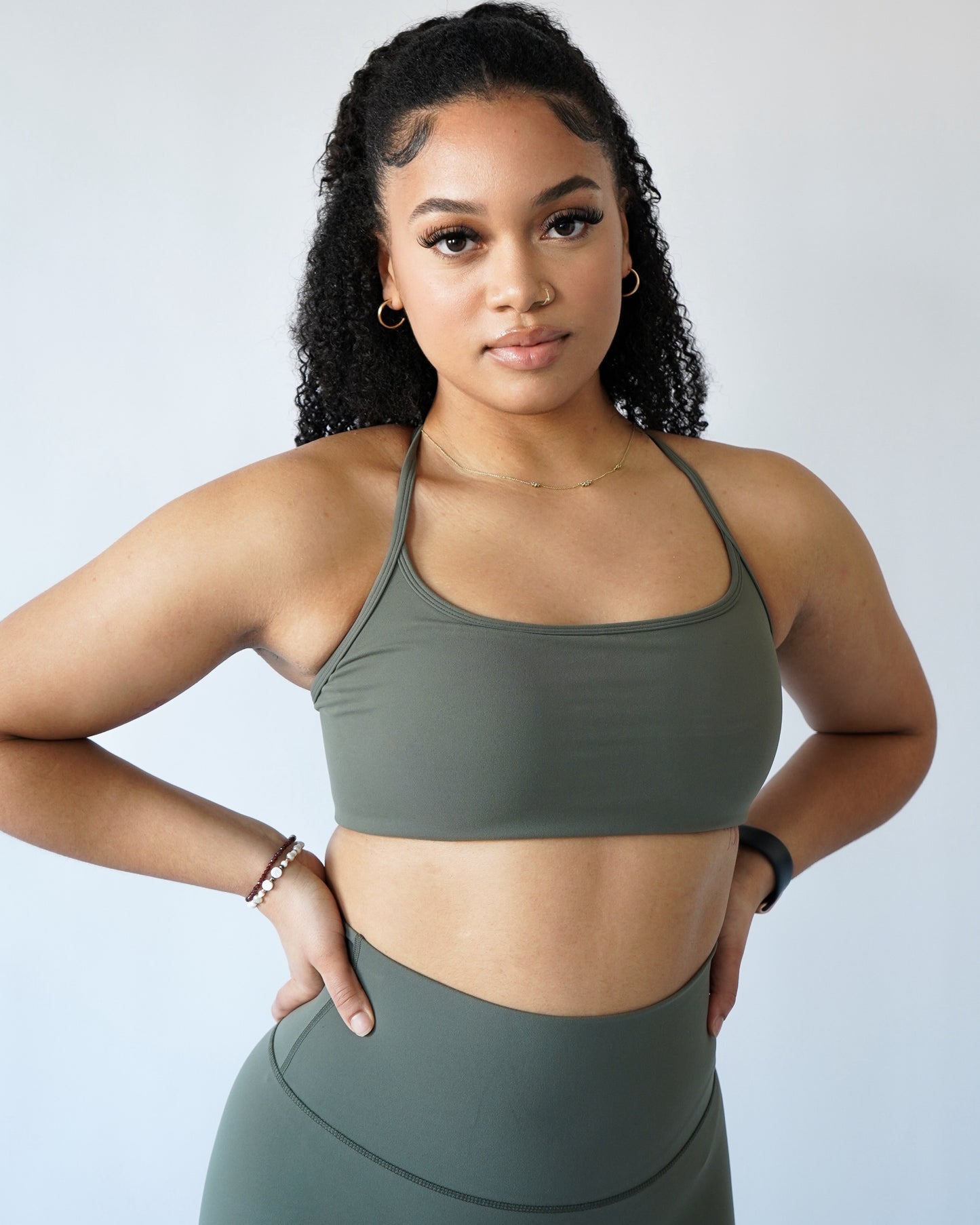 CORE SPORTS BRA - Olive