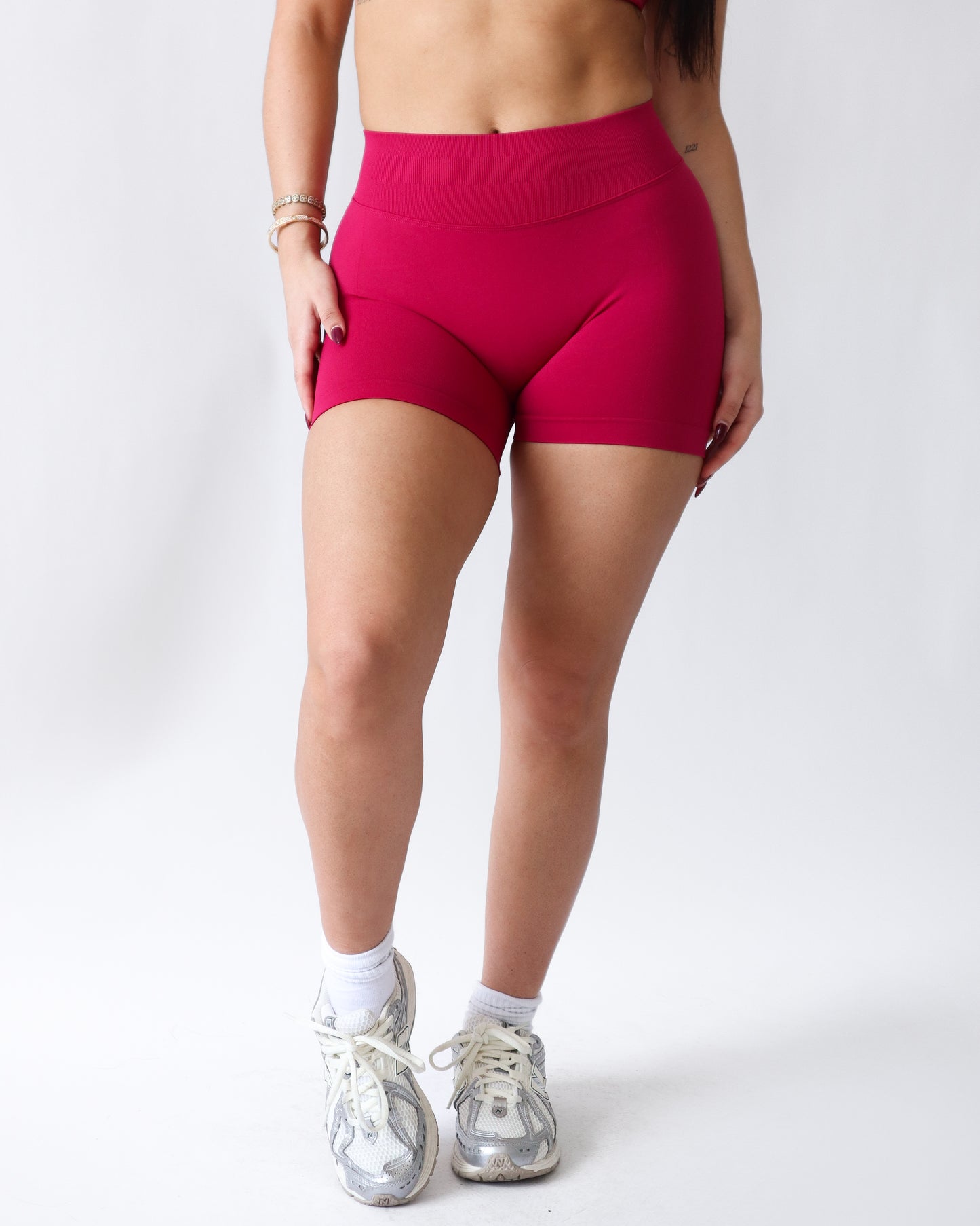 Ascend Shorts 4.5" - Pomegranate