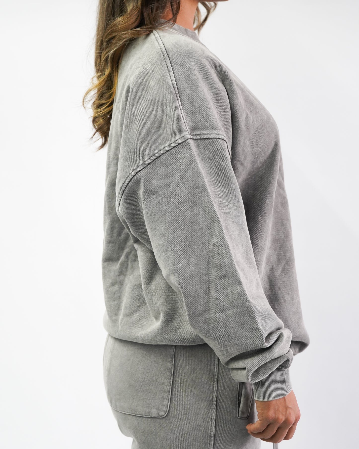 Acid Wash Crew Neck - Ash