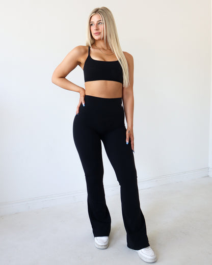 ONYX FLARE LEGGINGS - Black