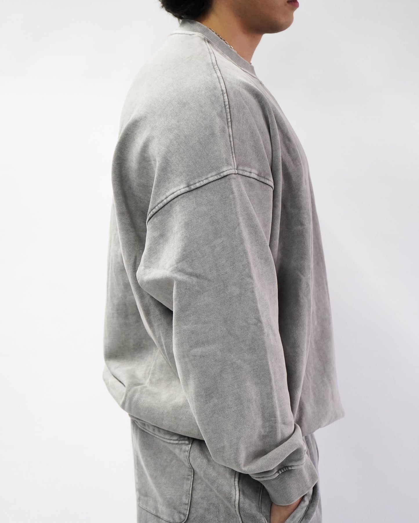 Acid Wash Crew Neck - Ash