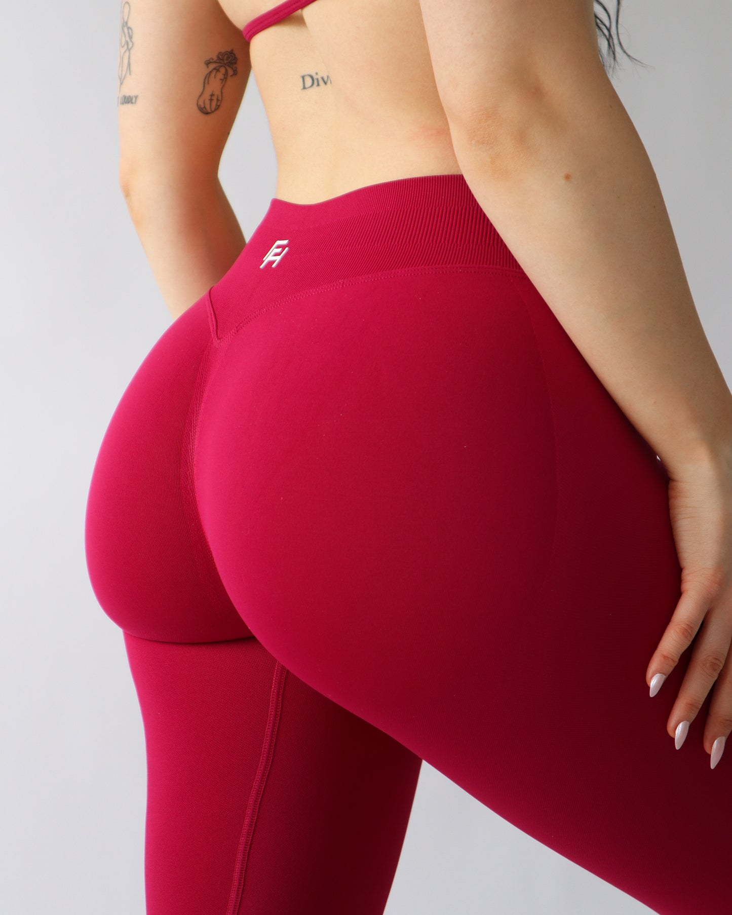 Ascend Leggings 27" - Pomegranate