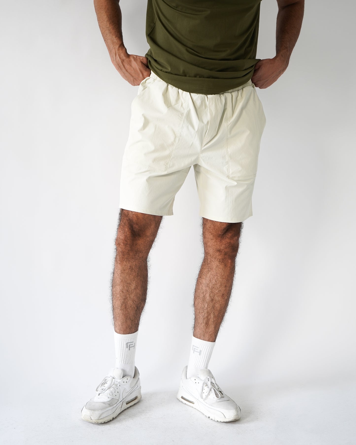 Everyday Shorts 7" - Cream