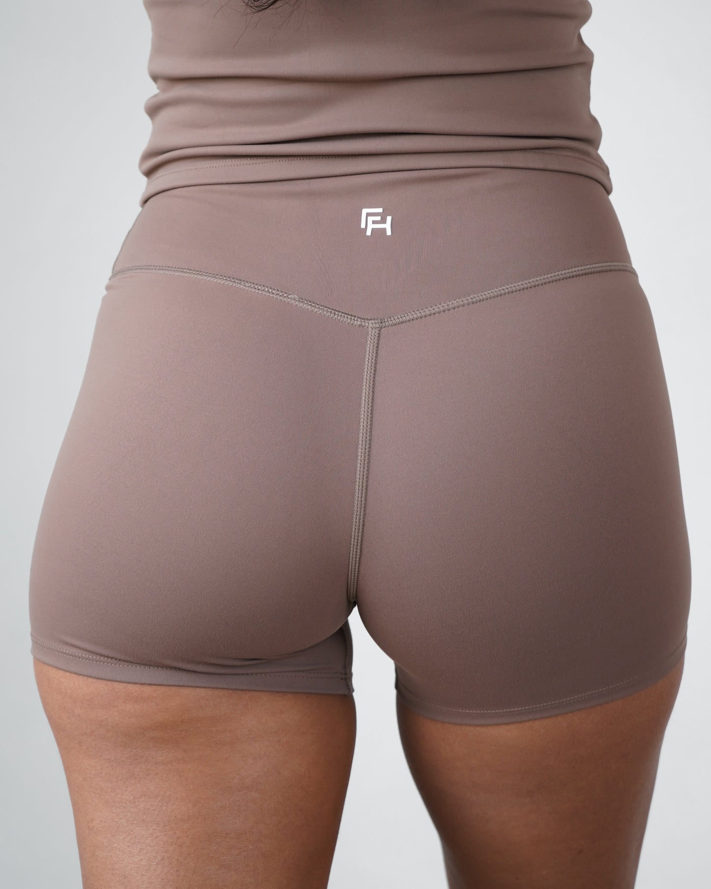 Adapt Shorts 3” - Oak