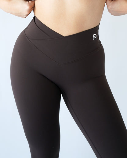 Onyx V Waist Leggings - Teddy