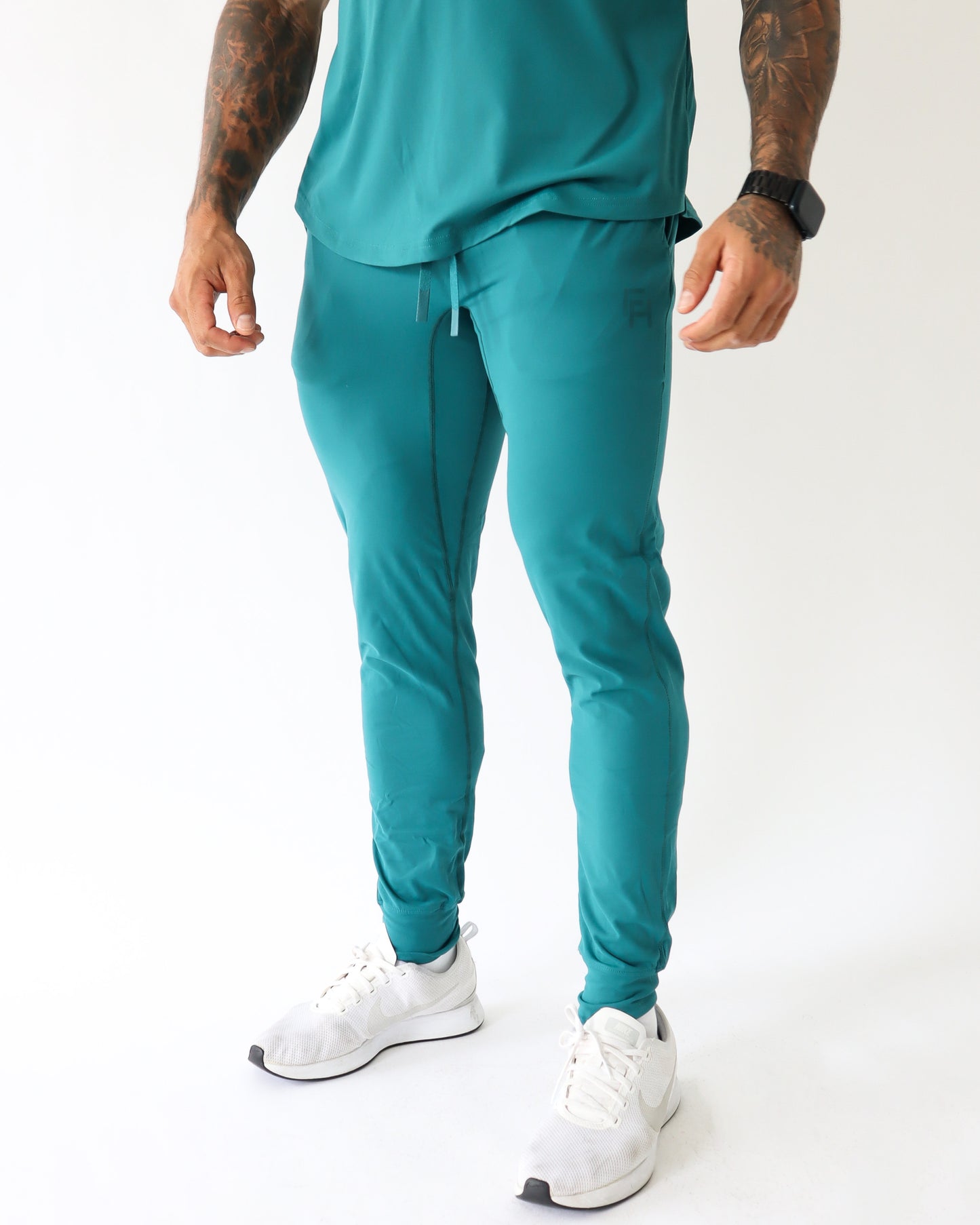 ELEVATE JOGGERS - OCEAN