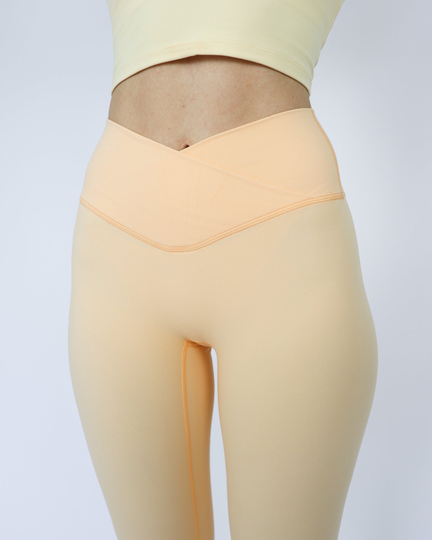 ONYX LEGGINGS - CARAMEL CREAM