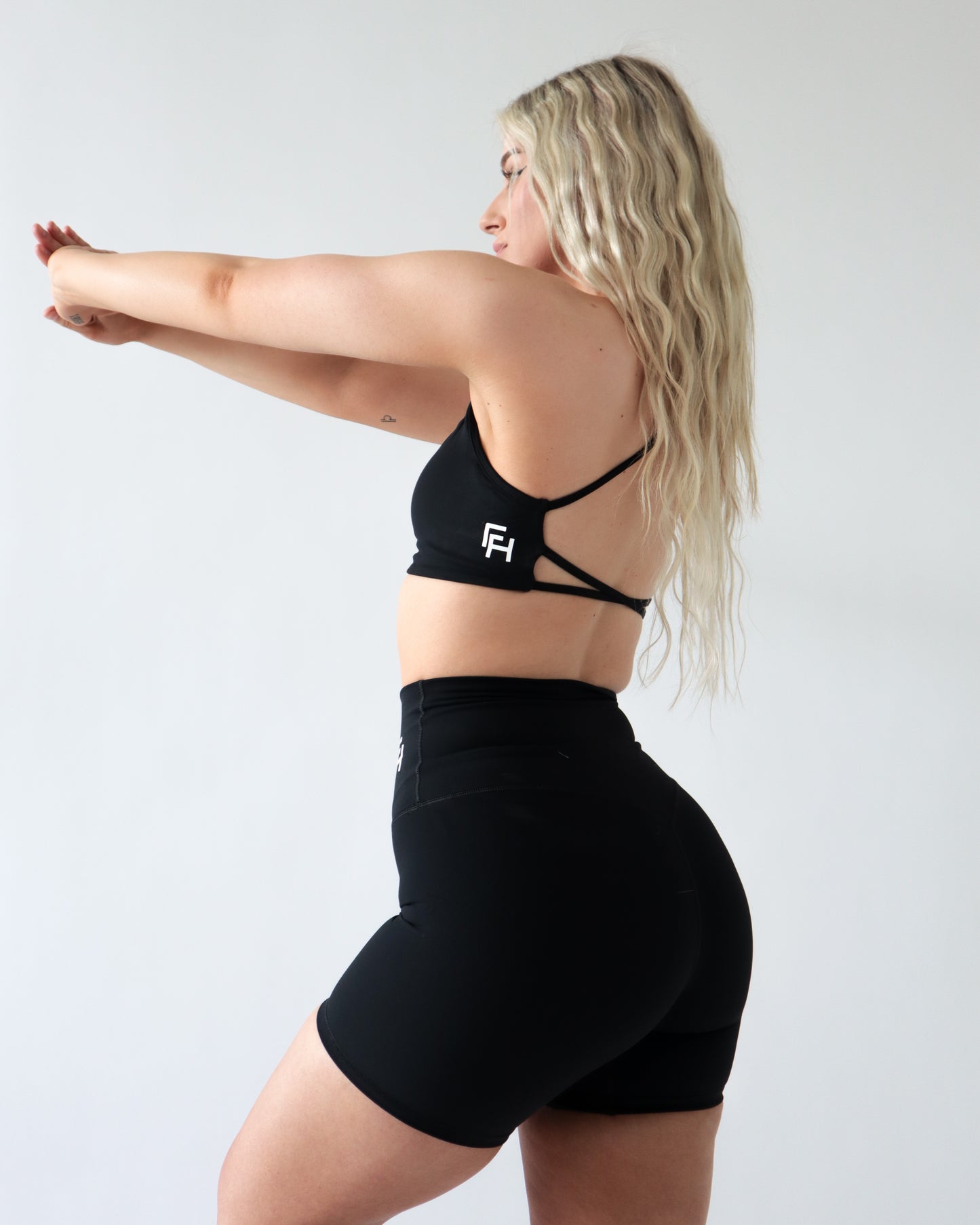 Vital Sports Bra - Black
